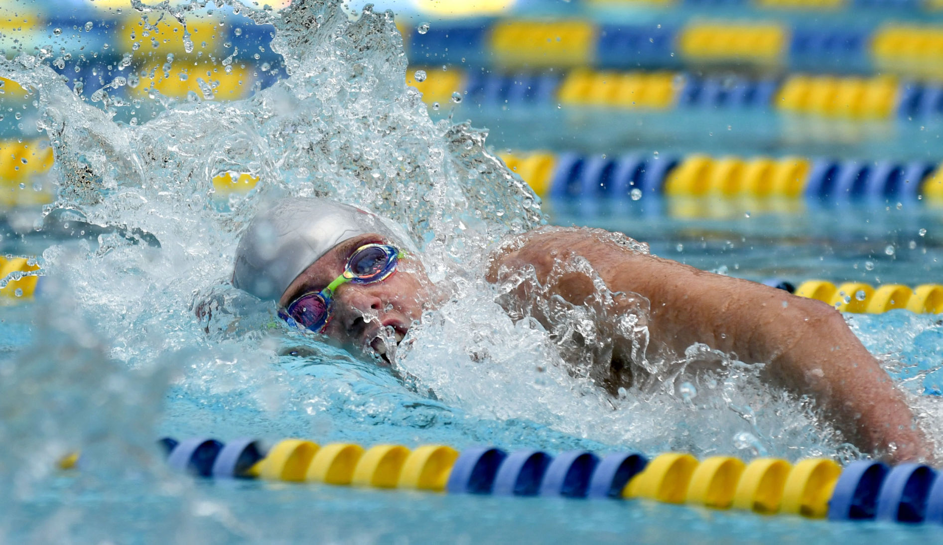 041218 NHS CHS swimming 01.jpg